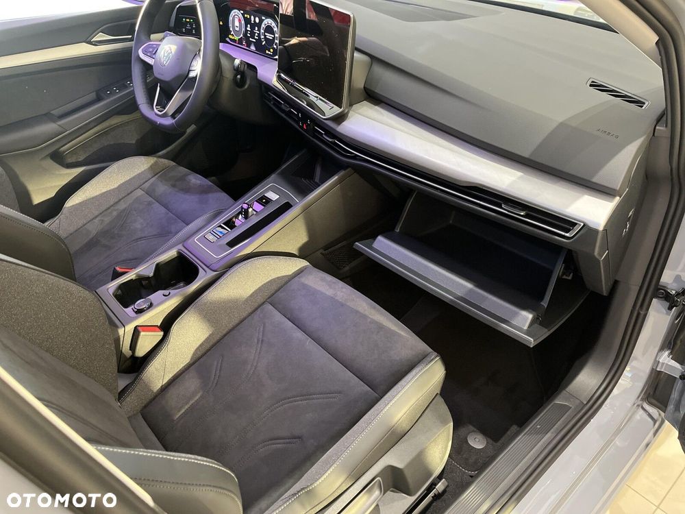 Volkswagen Golf Variant 1.5 eTSI mHEV Life Plus DSG - 25