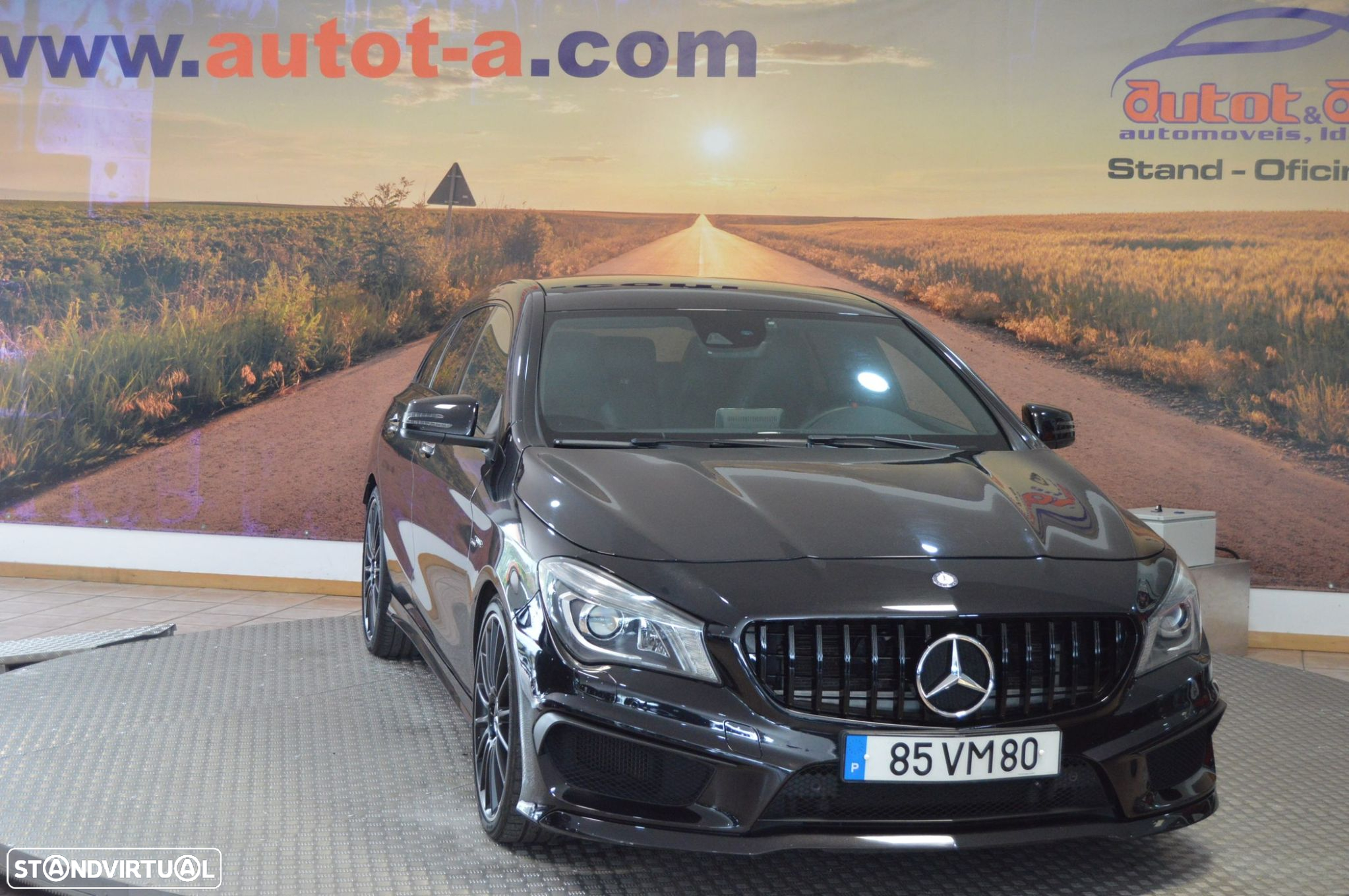 Mercedes-Benz CLA 45 AMG Shooting Brake 4-Matic - 8