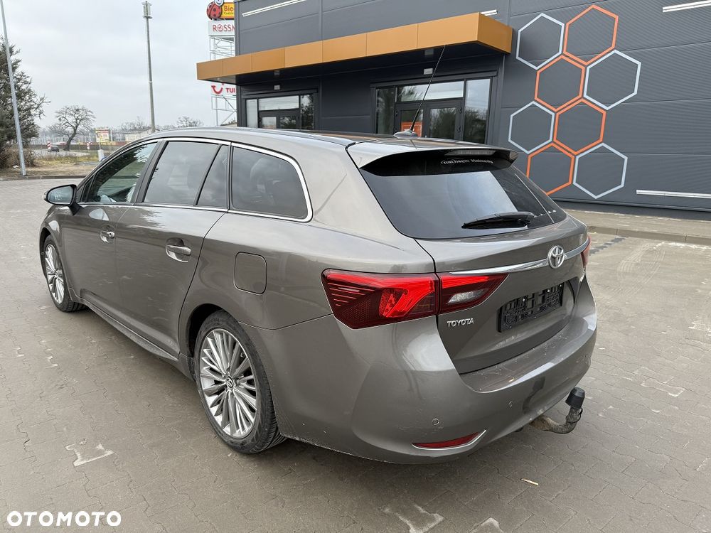 Toyota Avensis 2.0 D-4D Active Business - 4