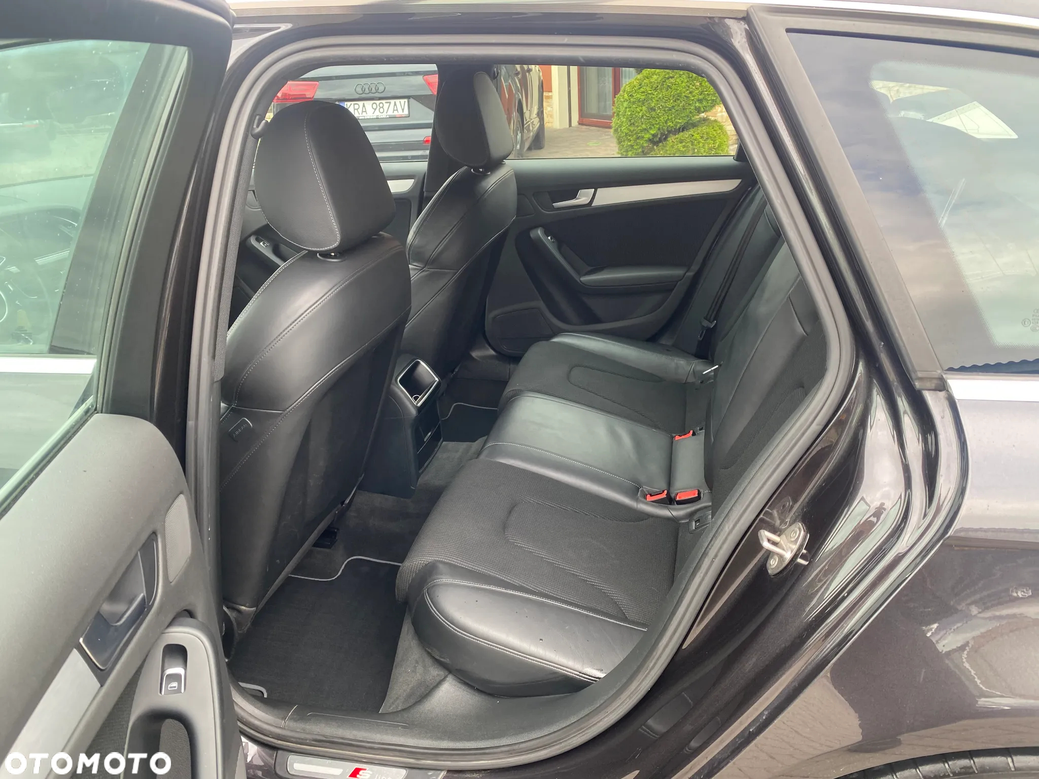 Audi A4 Avant 2.0 TDI DPF S line Sportpaket - 8