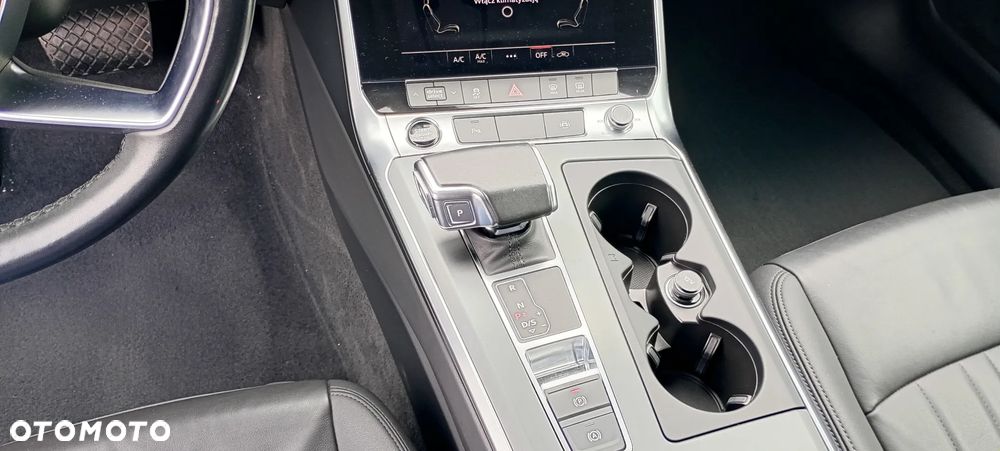 Audi A6 Avant 40 TDI S tronic design - 16