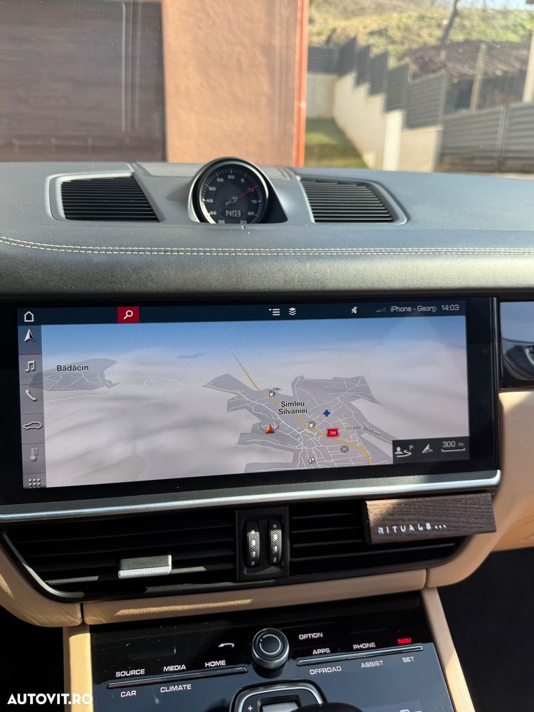 Porsche Cayenne Standard - 19