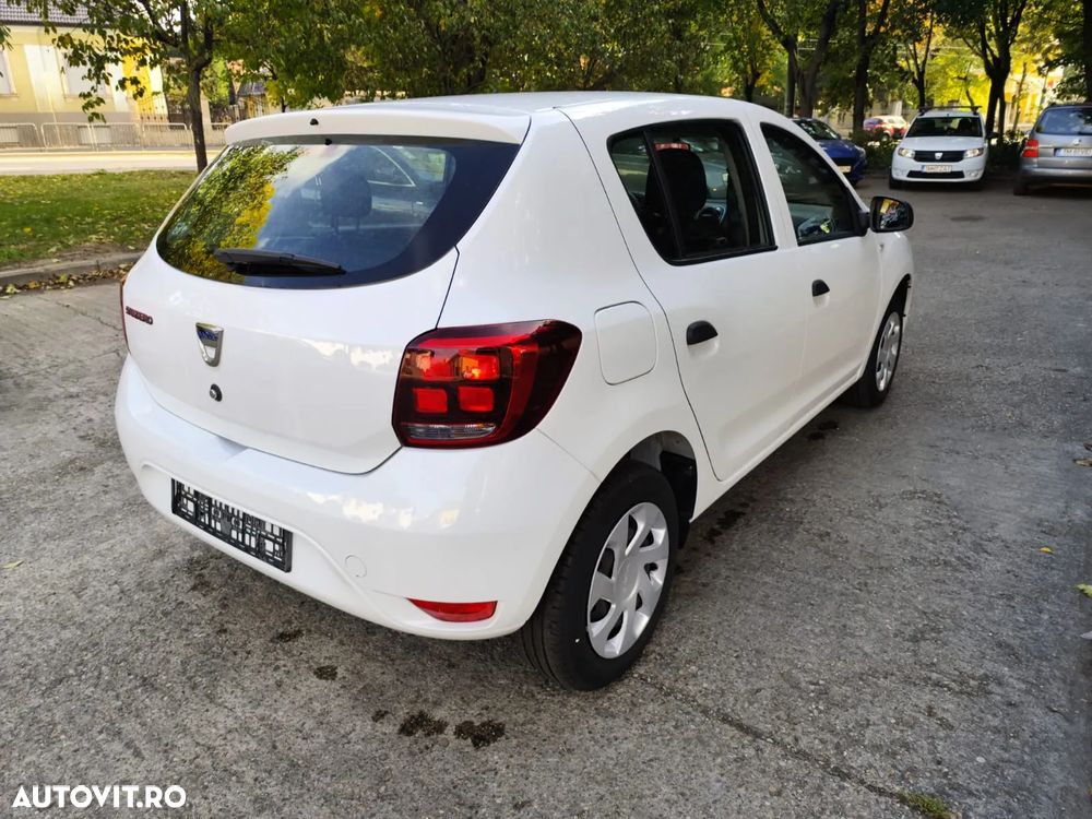 Dacia Sandero - 3