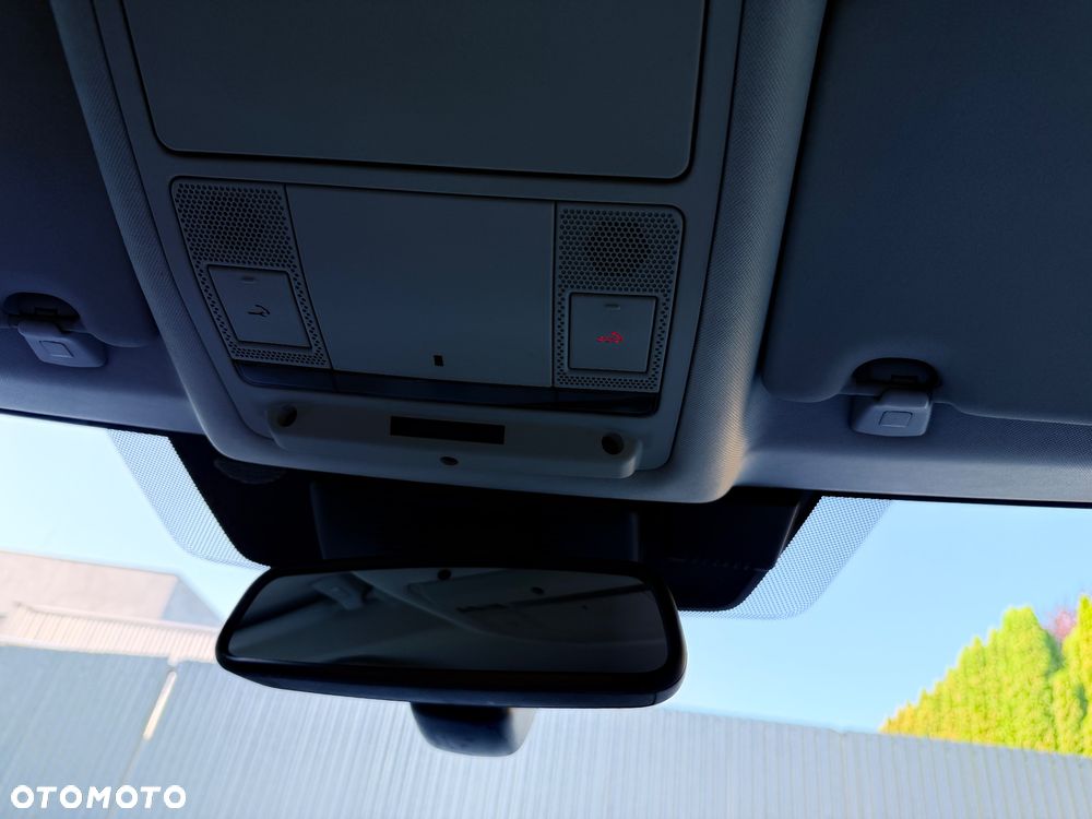 Land Rover Discovery Sport TD4 HSE - 39
