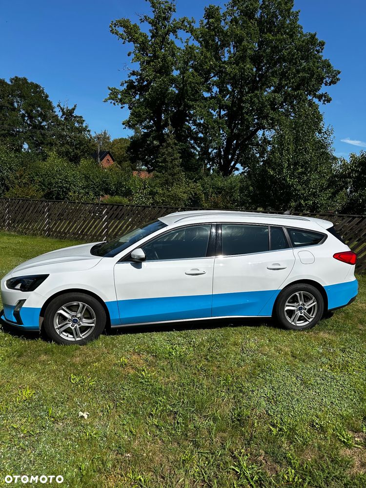 Ford Focus 1.5 EcoBoost Titanium - 1