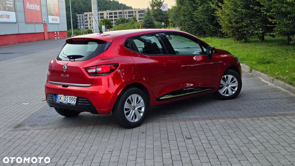 Renault Clio 1.2 16V 75 LIMITED 2018 - 24