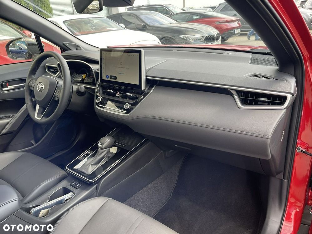 Toyota Corolla Cross - 10