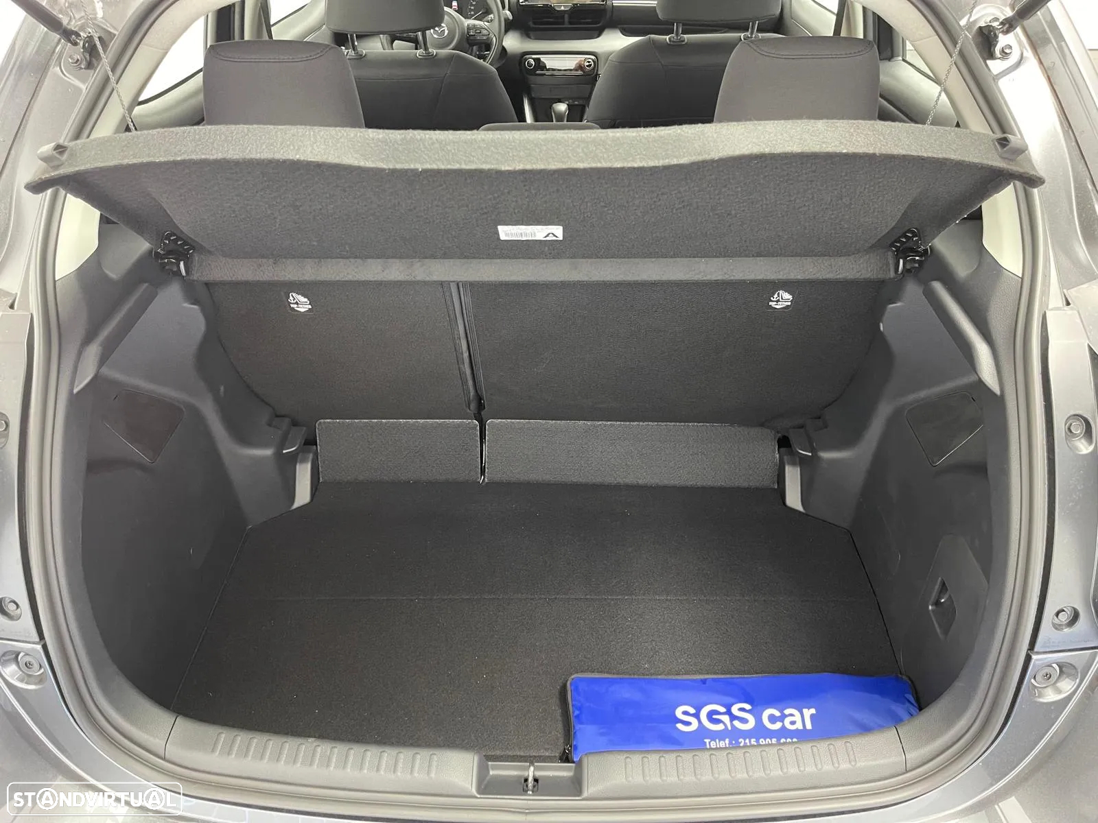 Mazda 2 1.5 L Hybrid VVT-i Centre-Line - 12
