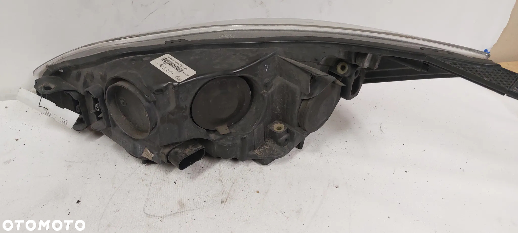 .  LAMPA PRZOD PRZEDNIA PRAWA FORD FOCUS MK3 - 4