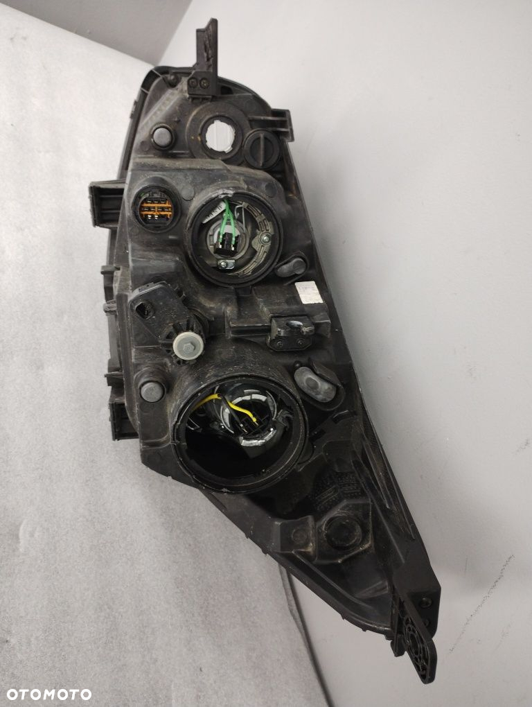 Lampa reflektor prawy Kia Soul II DRL - 8