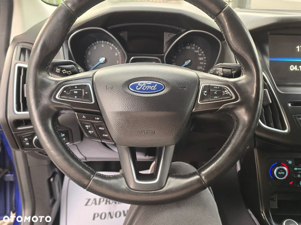 Ford Focus - 30