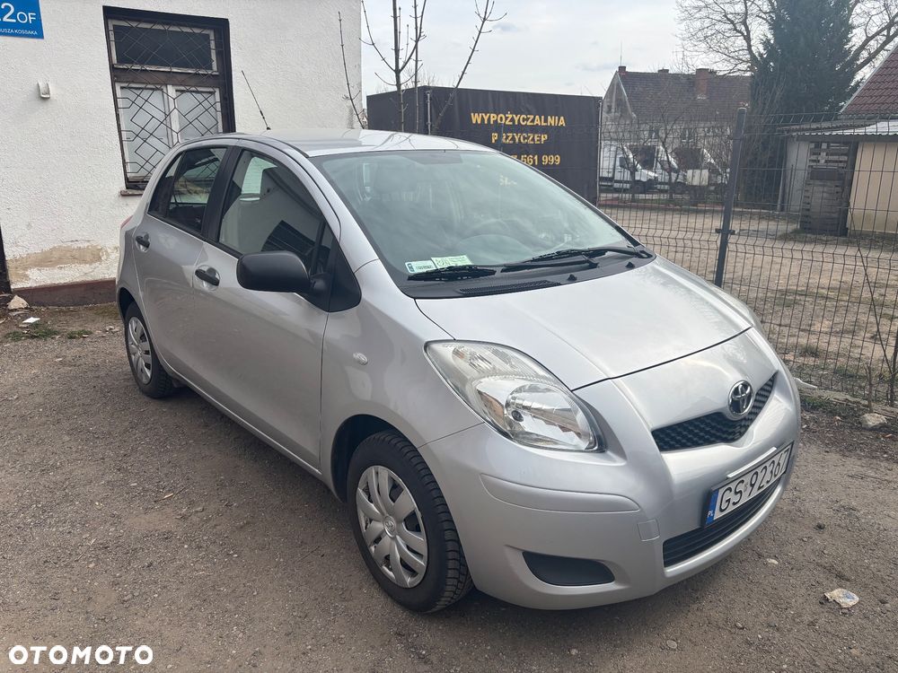 Toyota Yaris 1.0 Entry - 3
