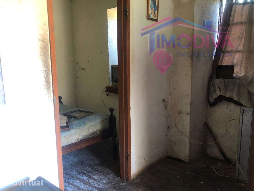 Casa de campo com terreno em Castanheira de Pera - Grande imagem: 4/32