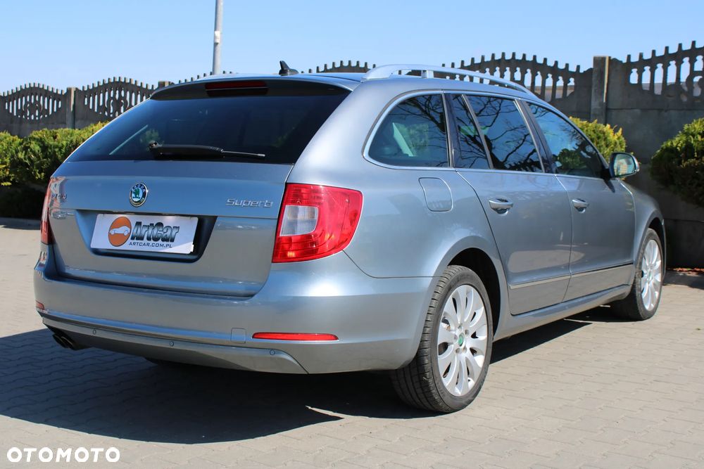 Skoda Superb 2.0 TDI DSG Comfort 4x4 - 6