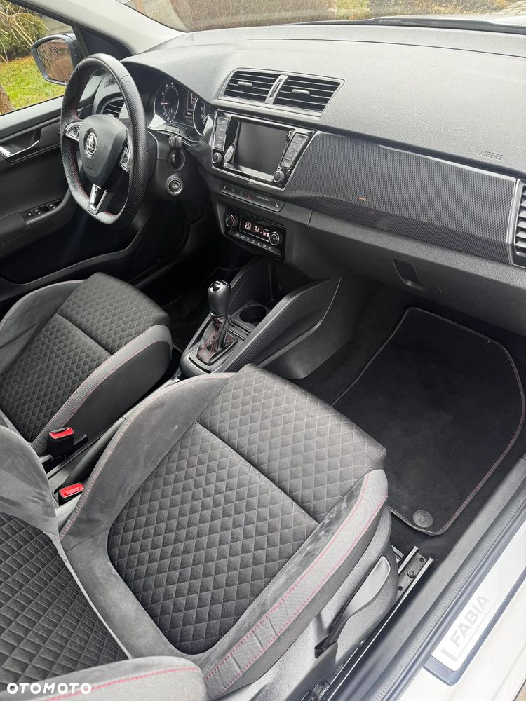 Skoda Fabia 1.4 TSI R5 DSG - 16
