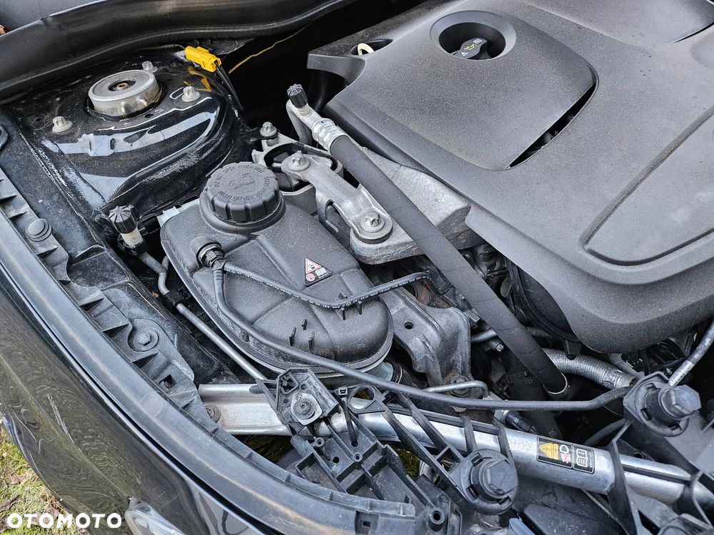 Mercedes-Benz CLA - 22