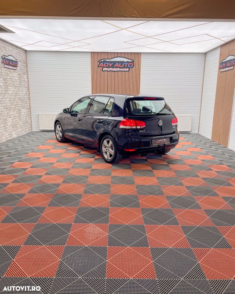 Volkswagen Golf 2.0 TDI DPF Comfortline 119 g - 5