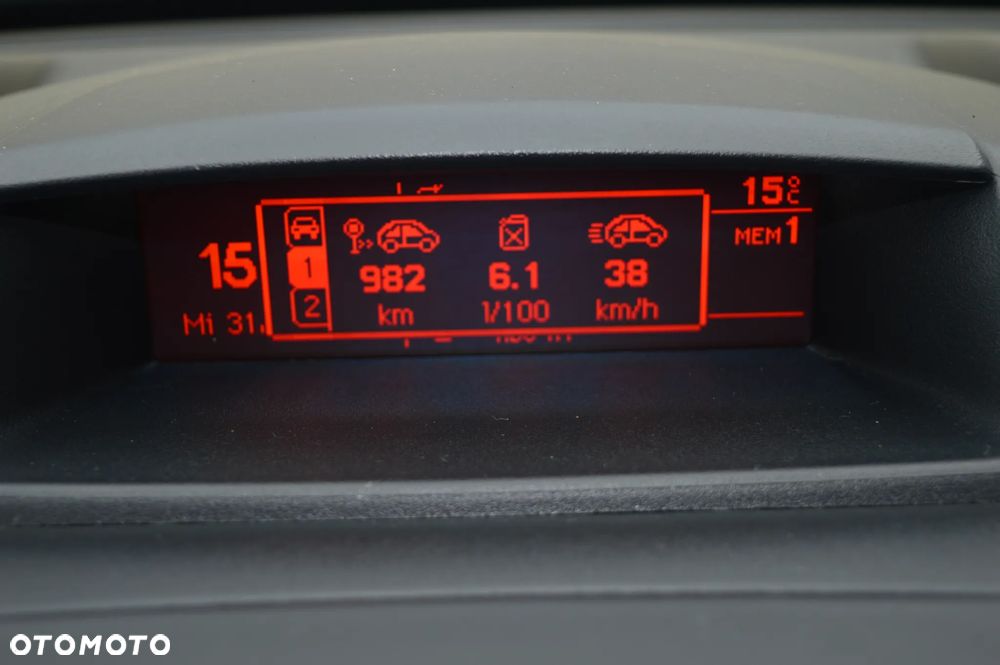 Citroën Berlingo Multispace BlueHDi 100 FEEL - 24