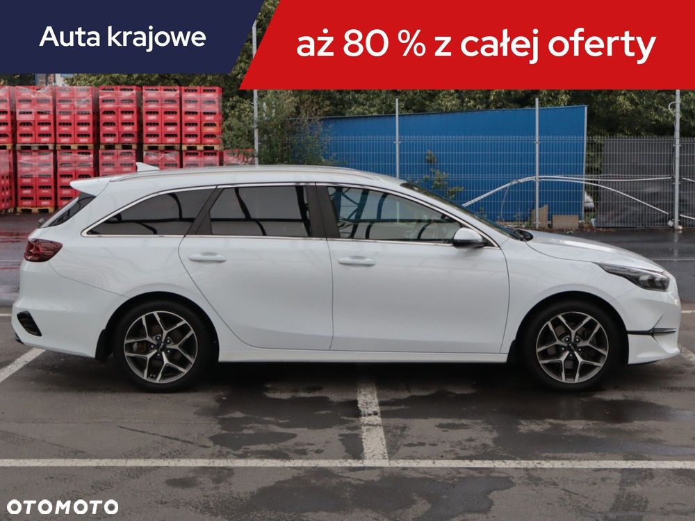 Kia Ceed - 8