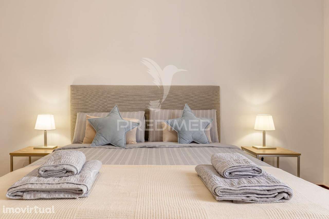 Apartamento T2 no Centro do Caniço – Mobilado, com Garagem e Licenç... - Grande imagem: 4/32