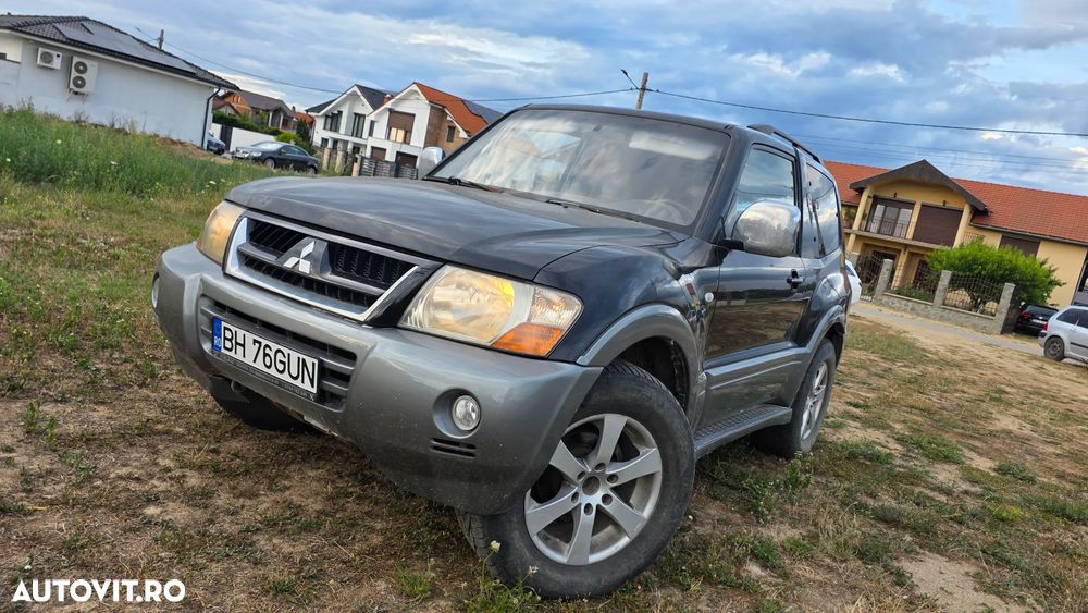 Mitsubishi Pajero 3.2 DI-D Automatik Dakar - 12