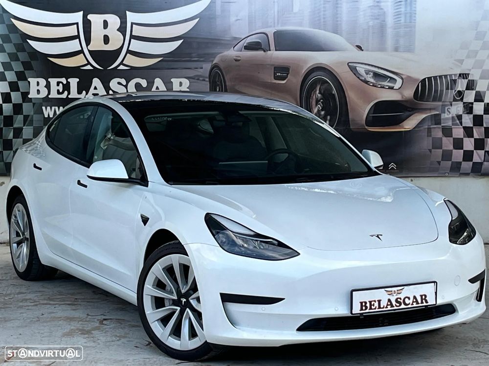 Tesla Model 3 Standard Range Plus RWD — fotografia 11