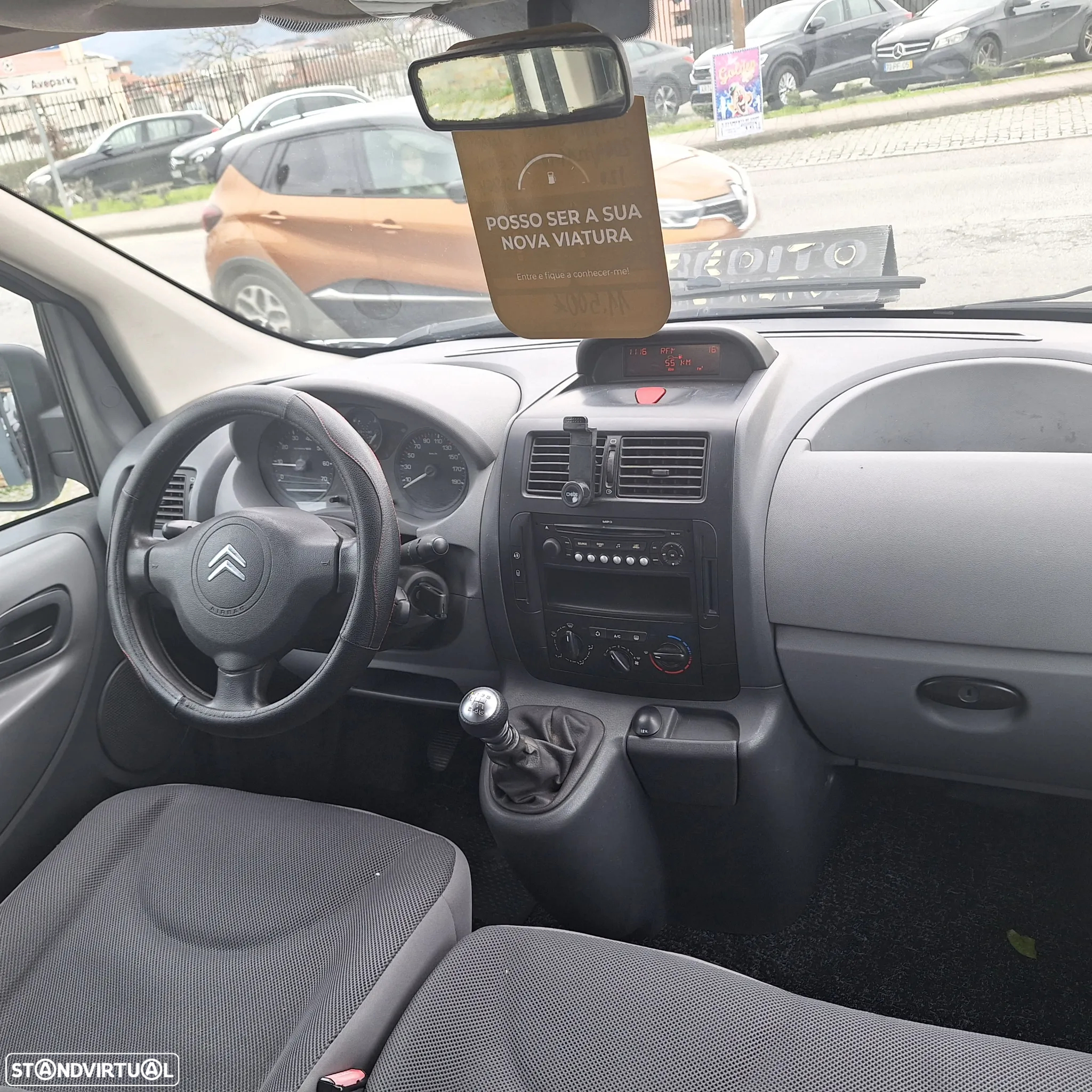 Citroën Jumpy 2.0 HDi L2H1Semi-Vidrada - 9