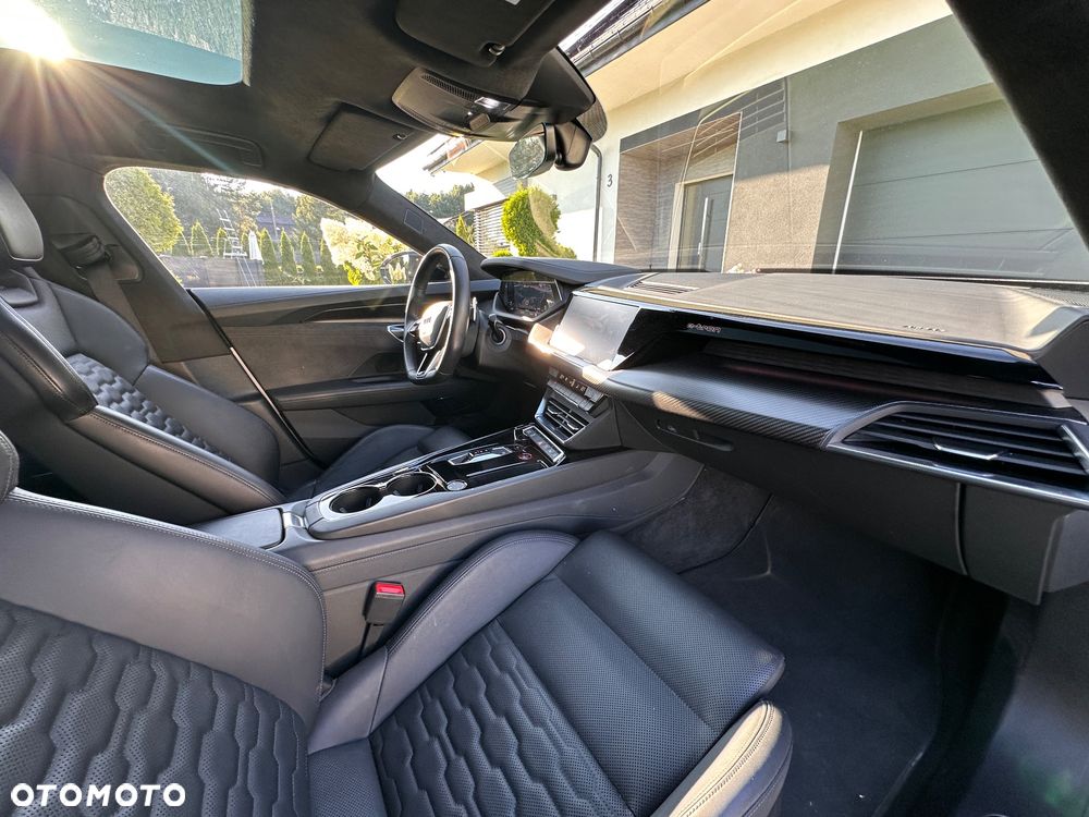 Audi e-tron GT - 19