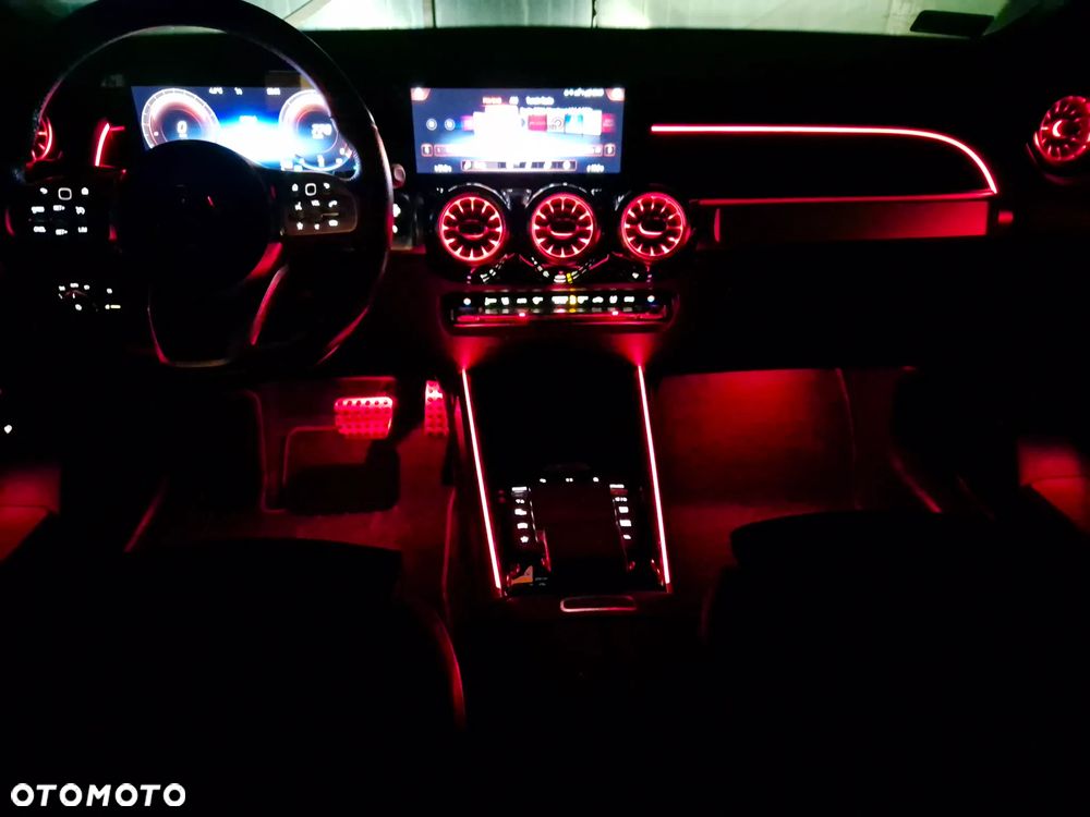 Mercedes-Benz GLB 200 d 4-Matic AMG Line 8G-DCT - 15