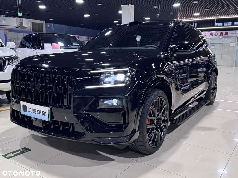 Zeekr 8X