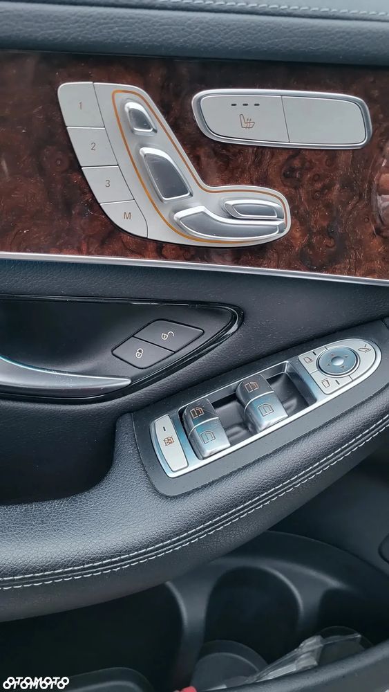 Mercedes-Benz GLC - 9