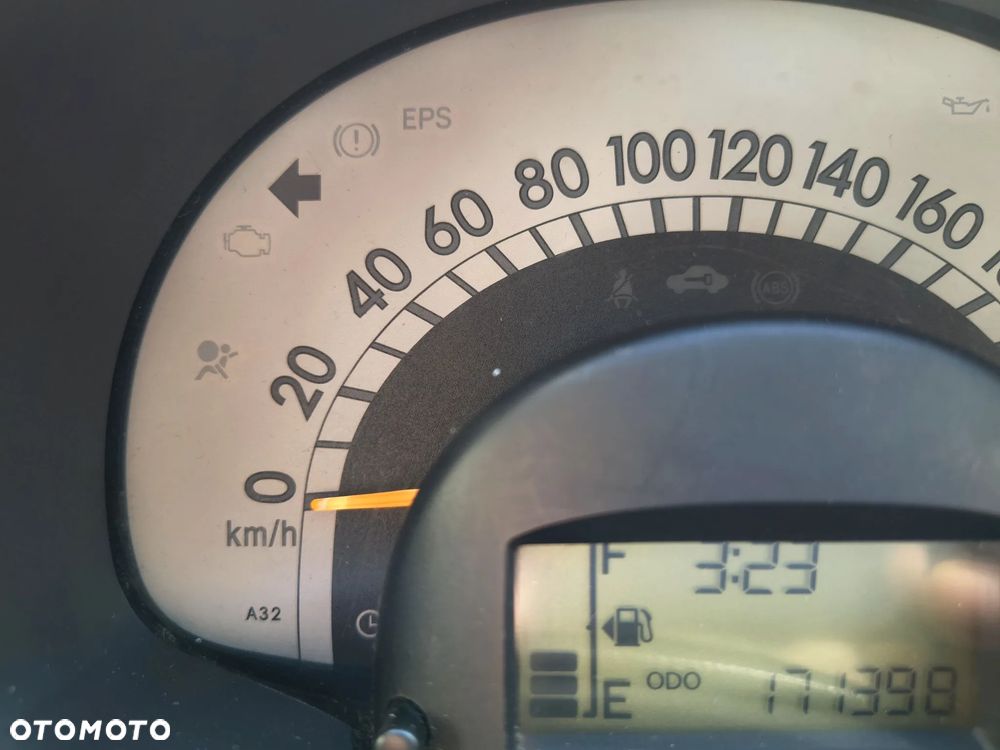 Daihatsu Sirion 1.3 - 2
