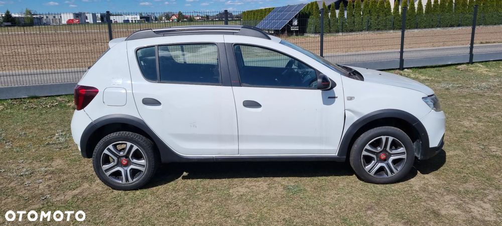 Dacia Sandero Stepway 0.9 TCe Ambiance S&S EU6 - 4