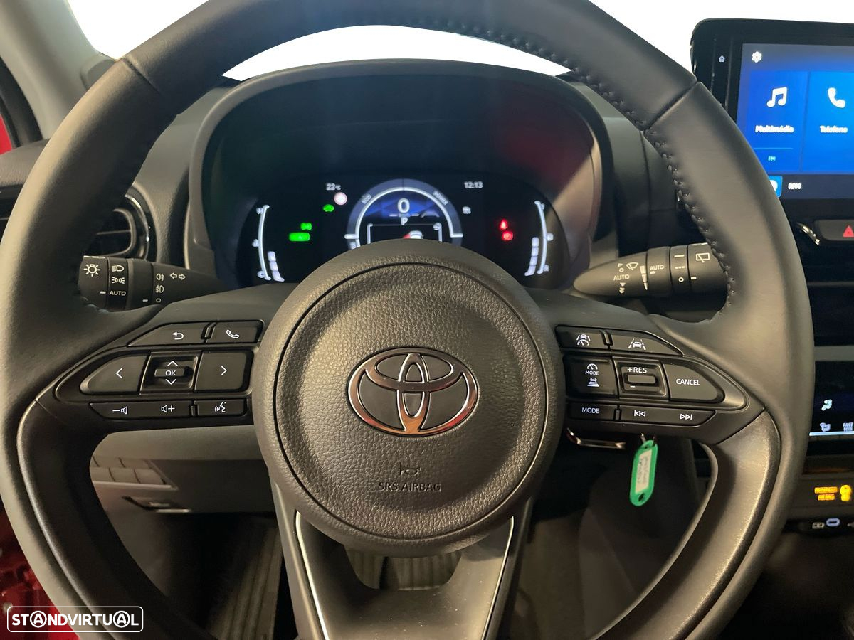 Toyota Yaris Cross 1.5 HDF Comfort Plus - 13
