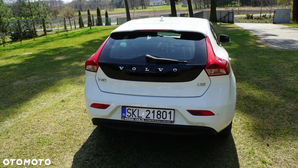 Volvo V40 D2 Powershift Momentum - 7