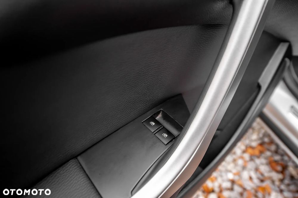 Opel Astra 1.4 Turbo 150 Jahre - 24