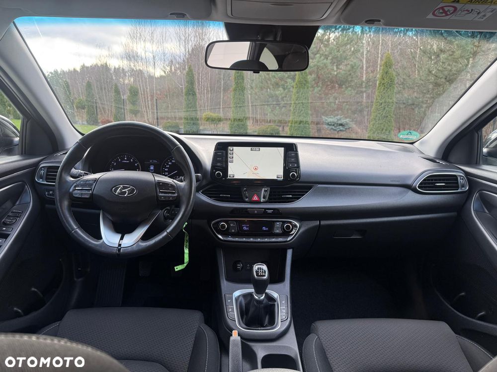 Hyundai i30 1.4 YES - 14