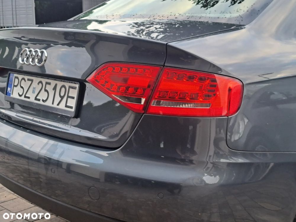 Audi A4 Limousine - 6