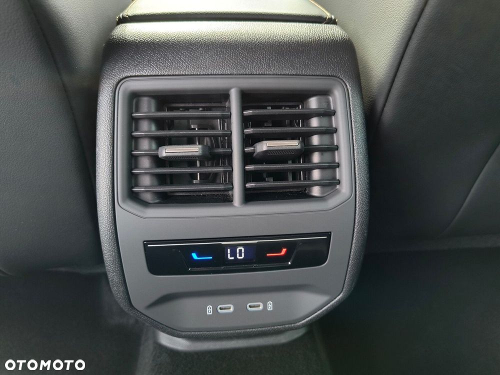 Cupra Formentor 1.4 e-Hybrid DSG - 27