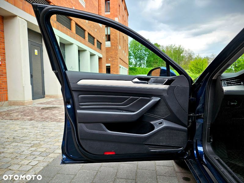 Volkswagen Passat 2.0 TDI Business DSG - 16