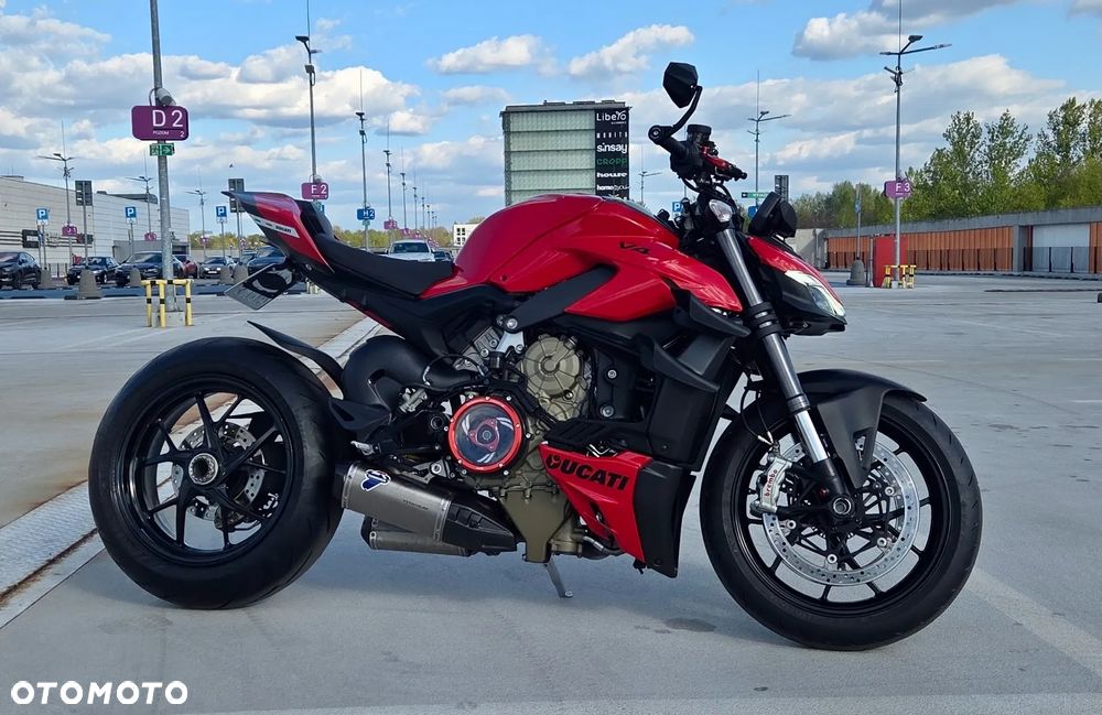 Ducati Streetfighter V4 - 1