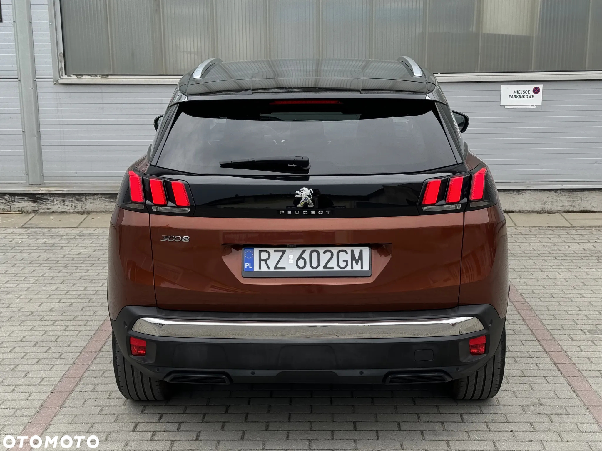 Peugeot 3008 BlueHDi 120 EAT6 Stop & Start Active - 17