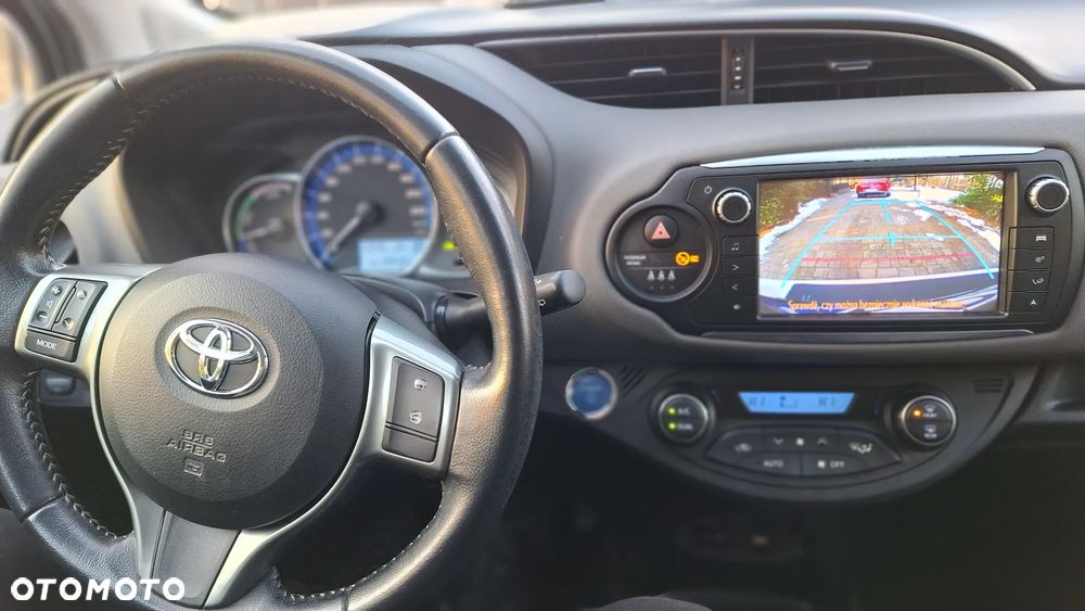 Toyota Yaris 1.5 VVT-i Selection - 7