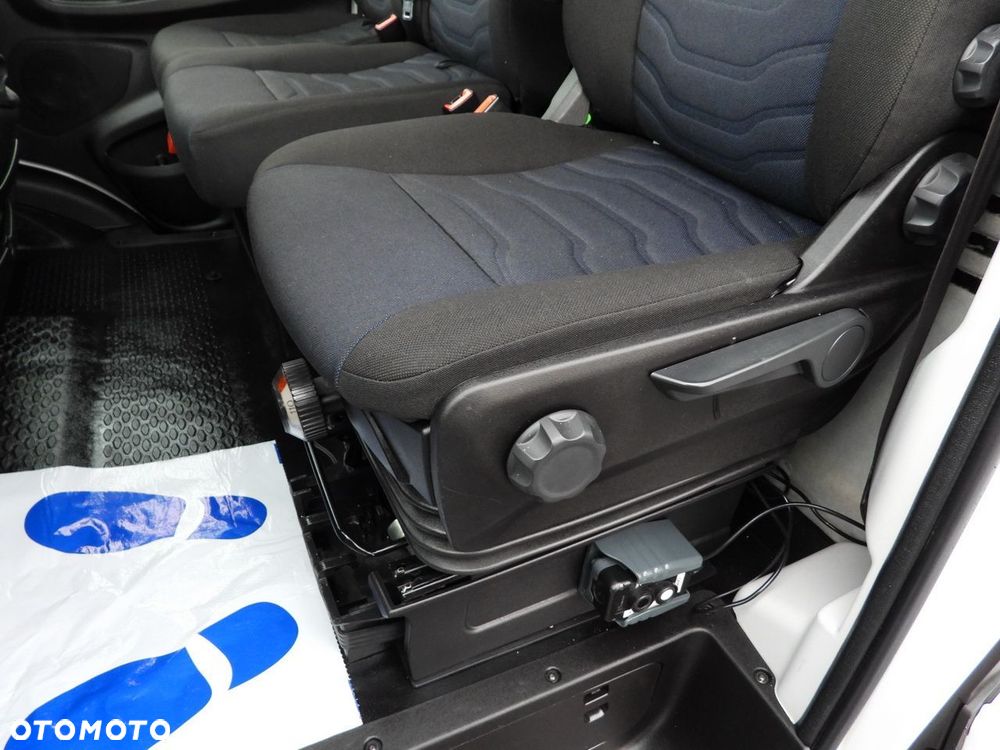 Iveco DAILY 35C18 TEMPOMAT LEDY AUTOMAT HI-MATIC BLIŹNIACZE KOŁA KLIMATYZACJA  180KM - 31