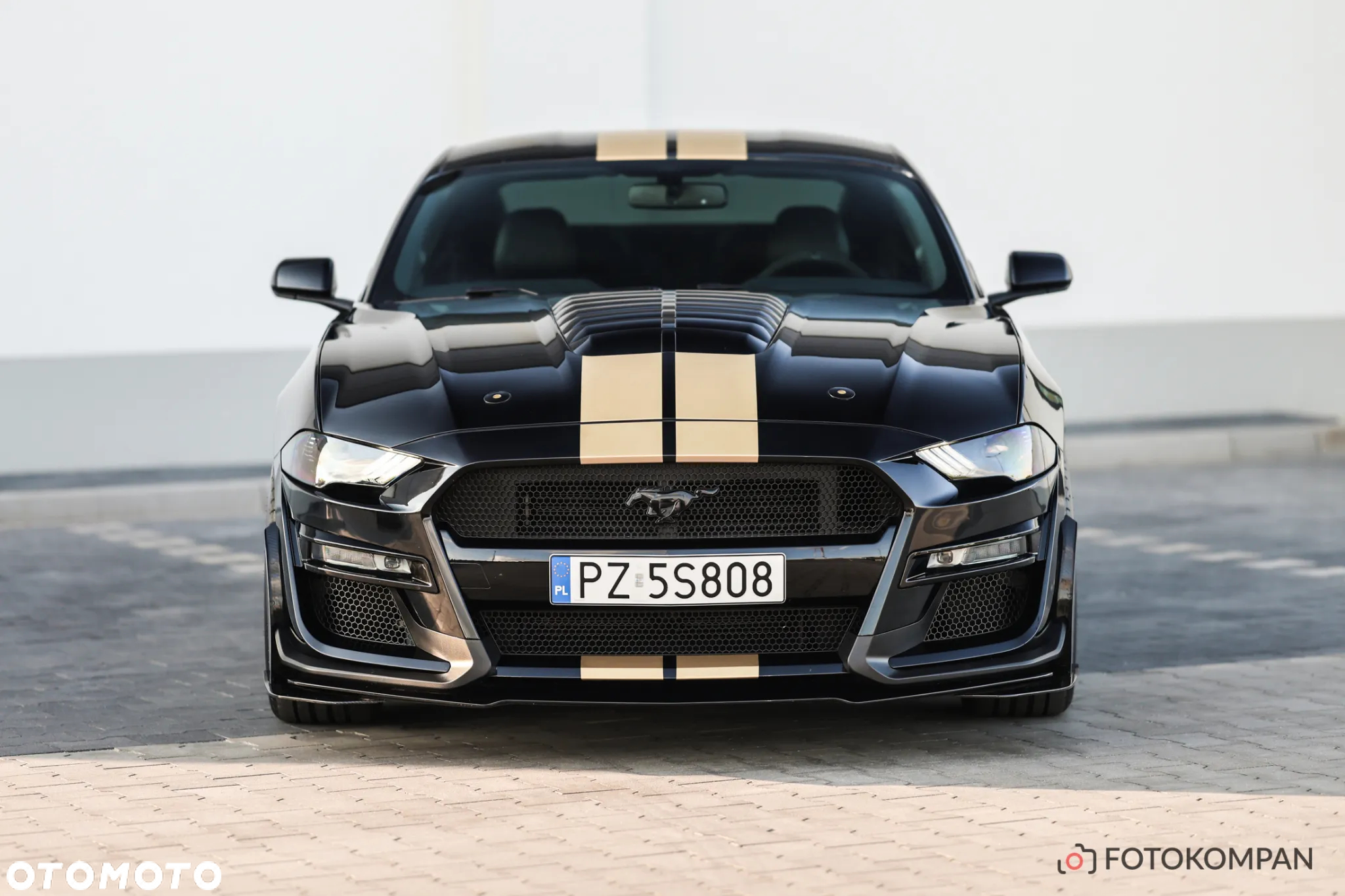 Ford Mustang 5.0 V8 GT - 5