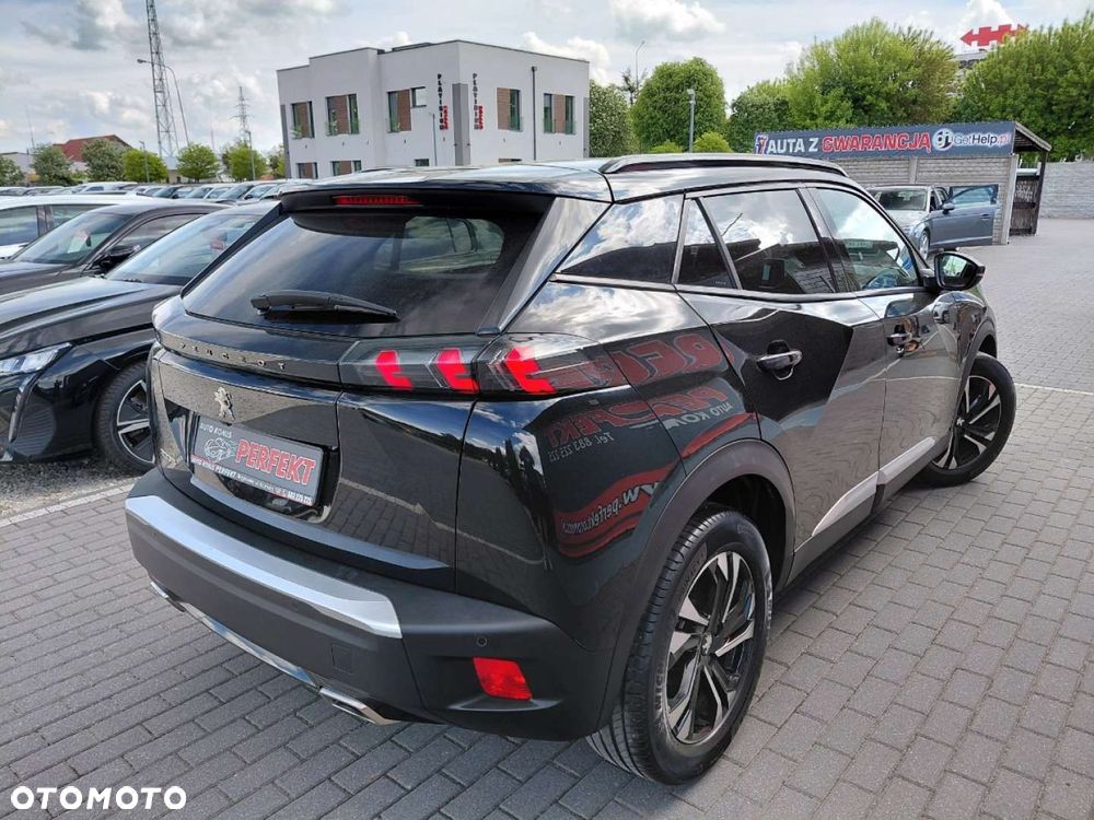 Peugeot 2008 - 8
