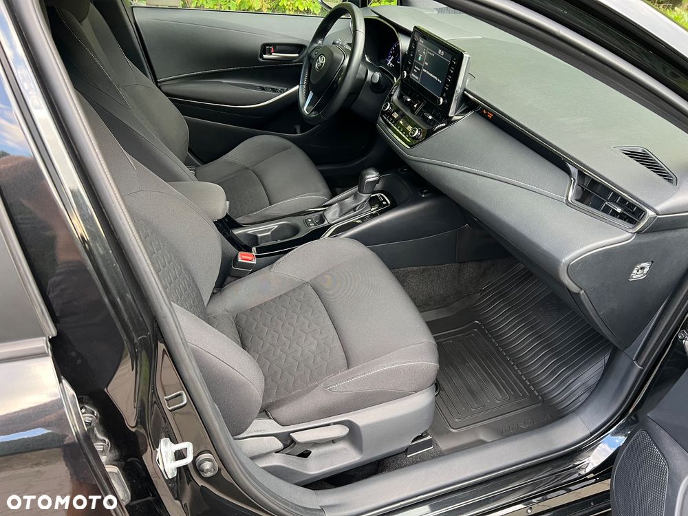 Toyota Corolla 1.8 Hybrid GPF Comfort - 24