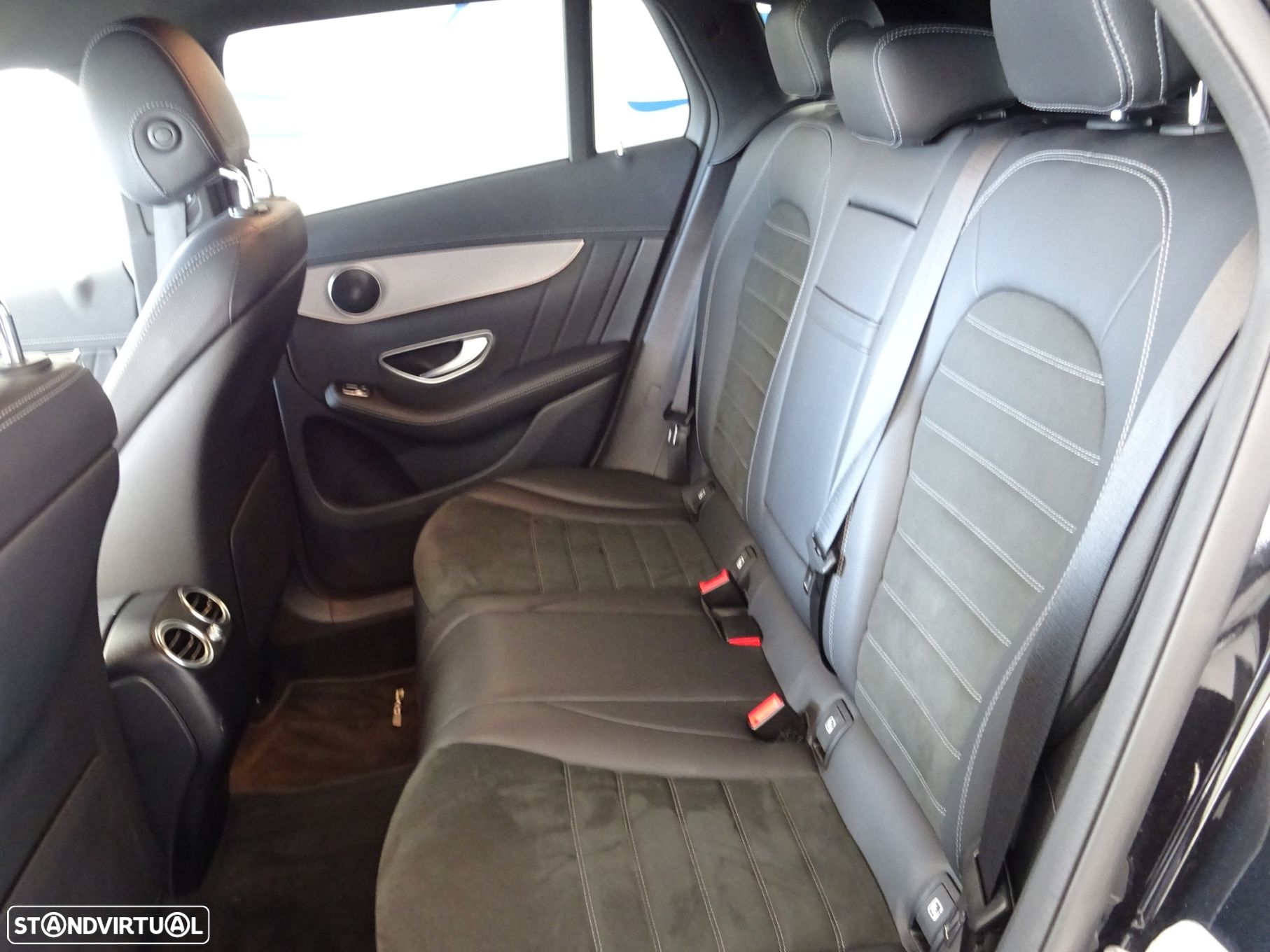 Mercedes-Benz EQC 400 4Matic - 10