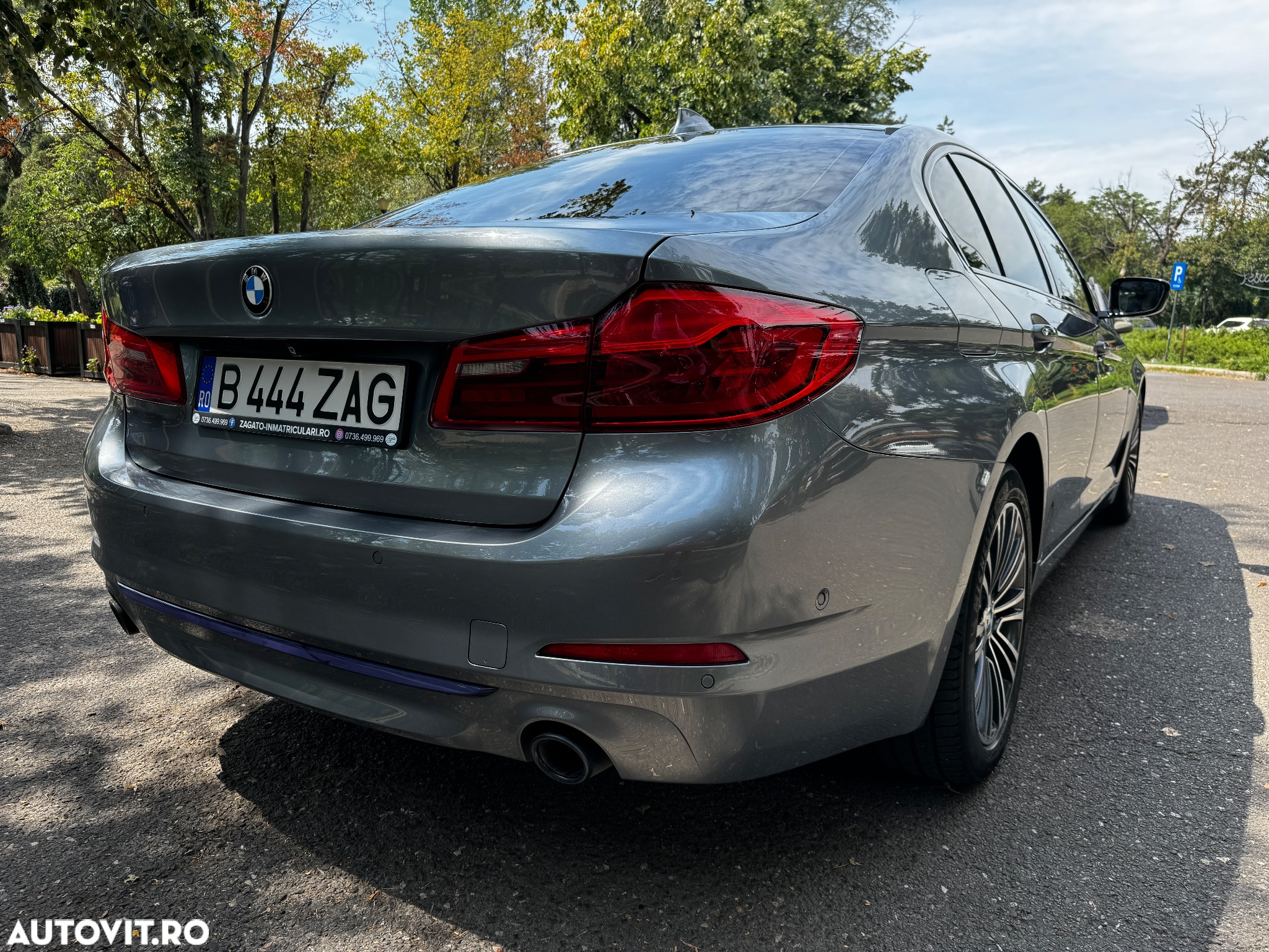 BMW Seria 5 520d AT - 8