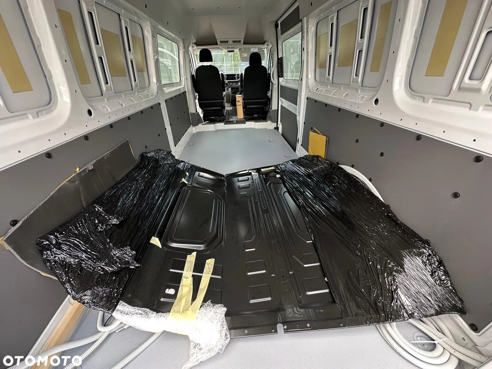Volkswagen Crafter - 30